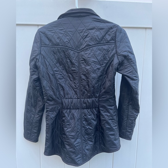 Women’s Barbour Cavalry Polarquilt Jacket - Picture 3 of 4